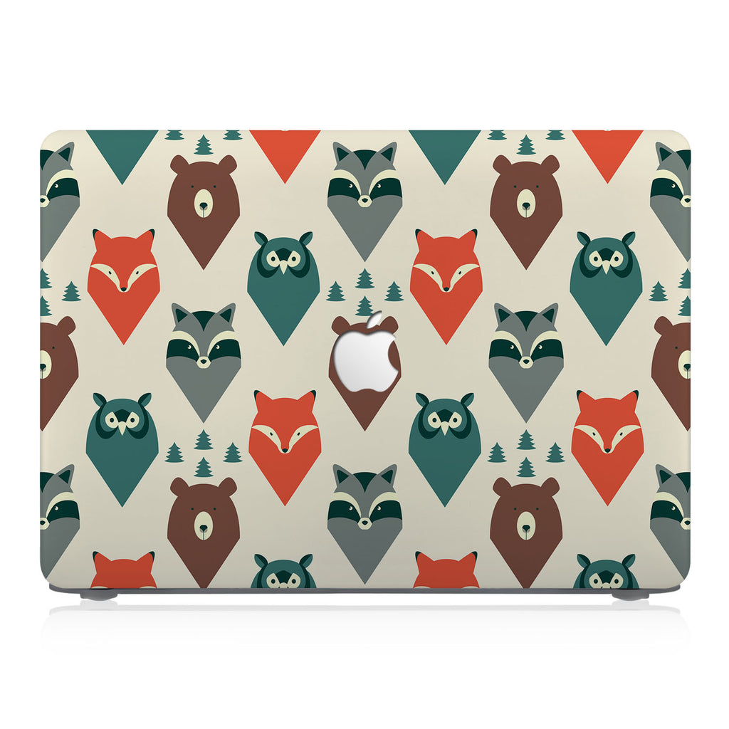 This lightweight, slim hardshell with Fox Fun design is easy to install and fits closely to protect against scratches