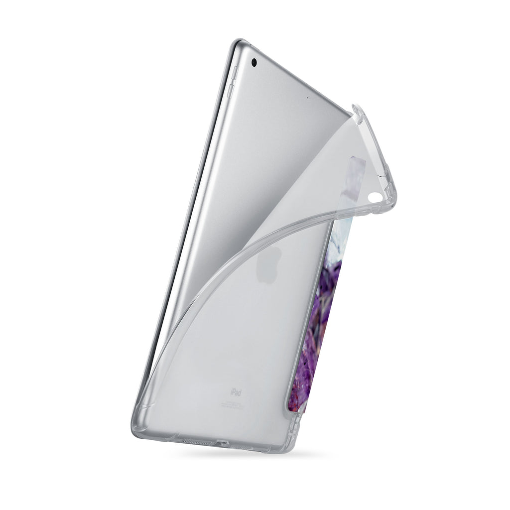 iPad SeeThru Casd with Crystal Diamond Design