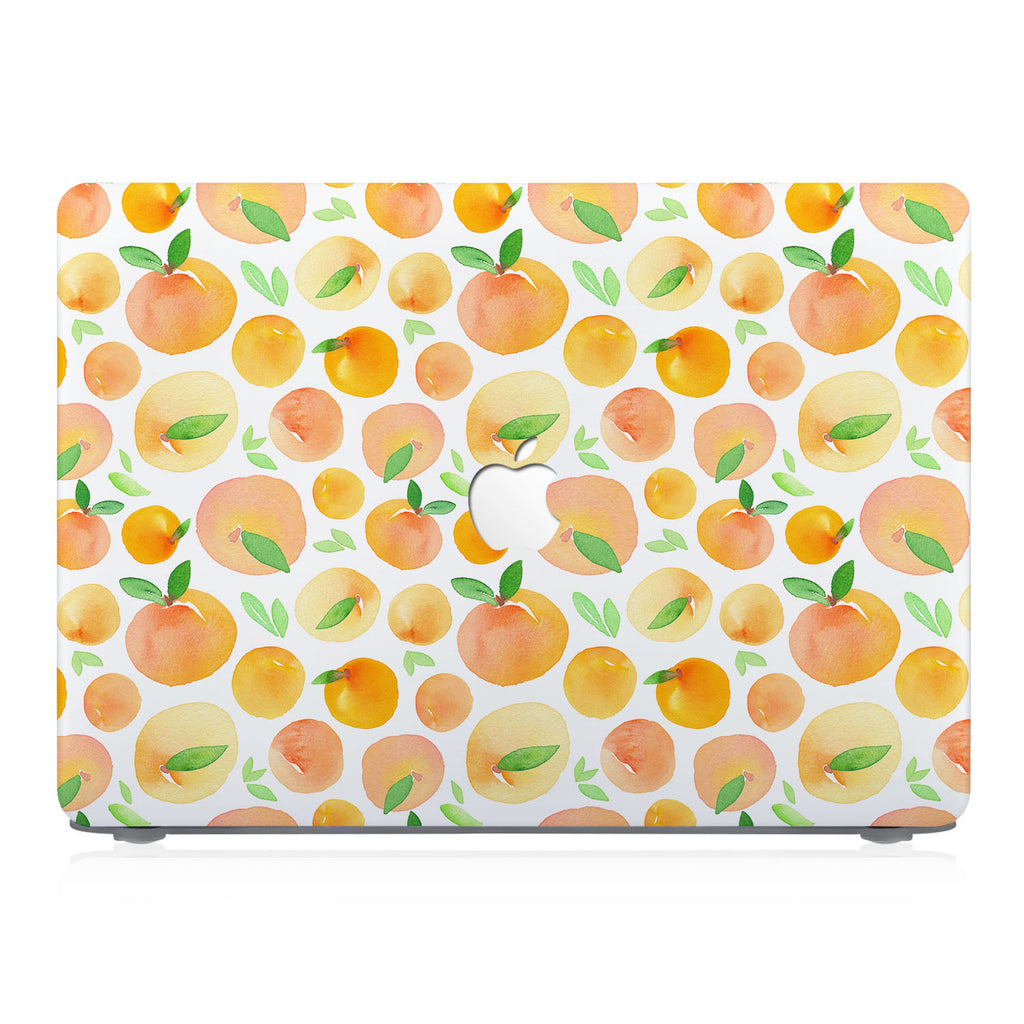 This lightweight, slim hardshell with 7 design is easy to install and fits closely to protect against scratches