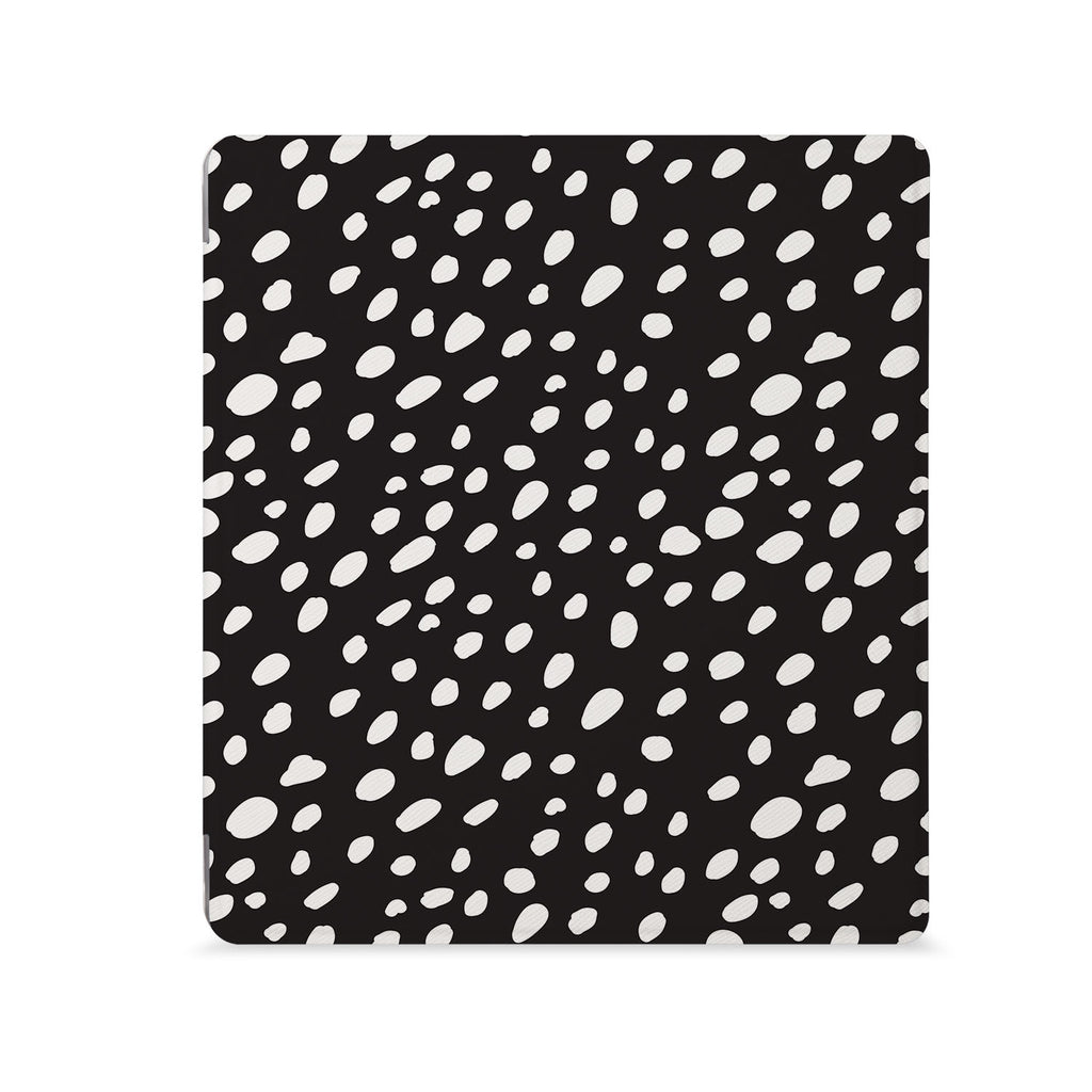 the Front View of Personalized Kindle Oasis Case with Polka Dot design - swap