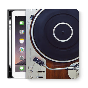 frontview of personalized iPad folio case with Retro Vintage design